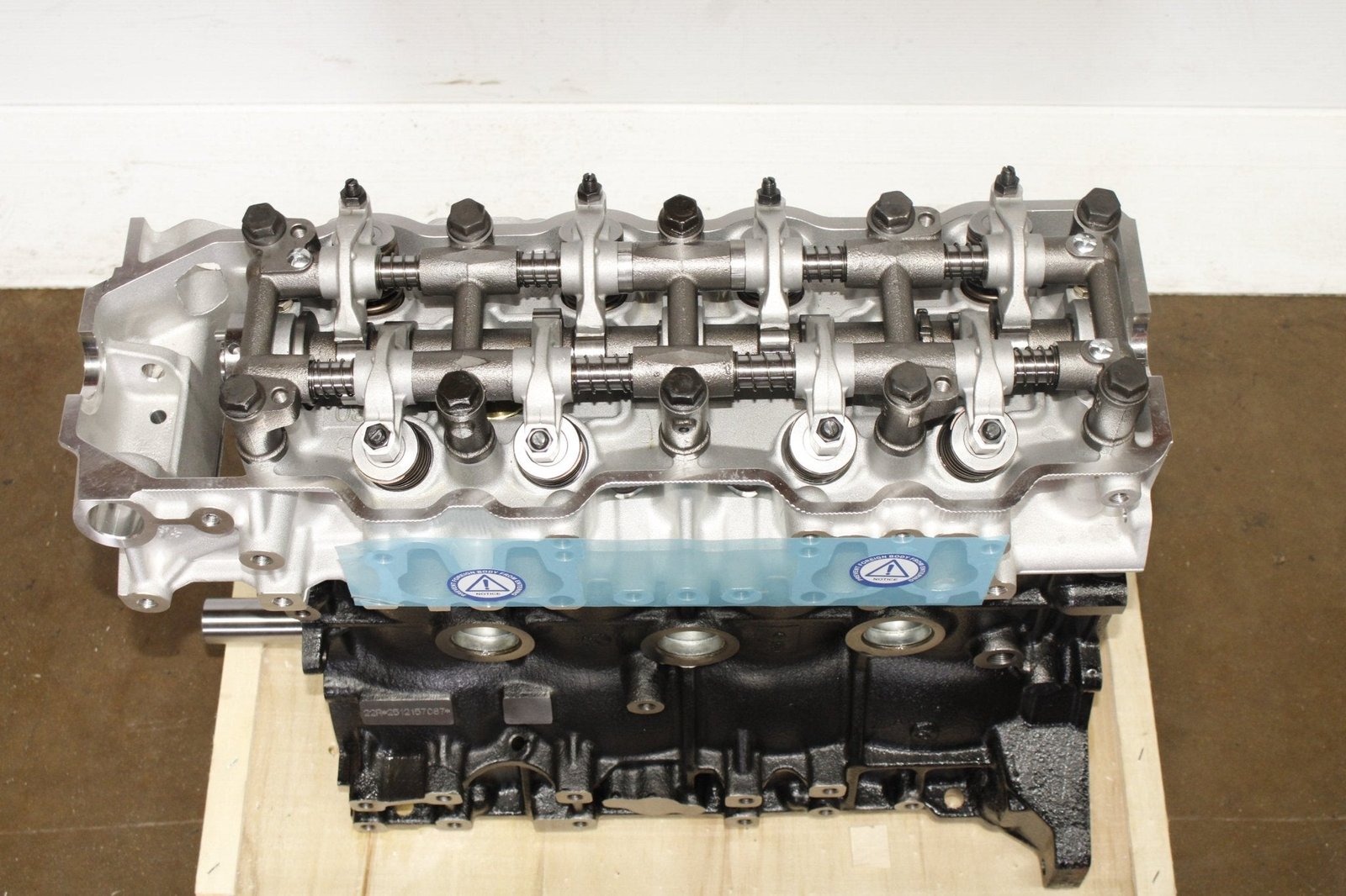 Brand New 1985 1995 Toyota Pick Up Truck 2.4L Engine 22R-E 4-Cylinder Motor - Image 9